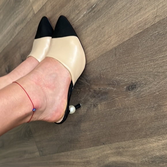 Beige mules - Picture 2 of 5